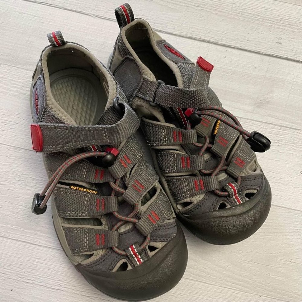 Kids Keen‎ Sandals Size 1